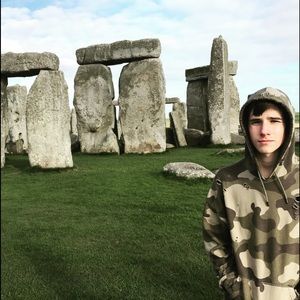 Meet your Posher, Roy